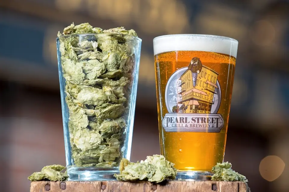 Pearl Street Grill & Brewery