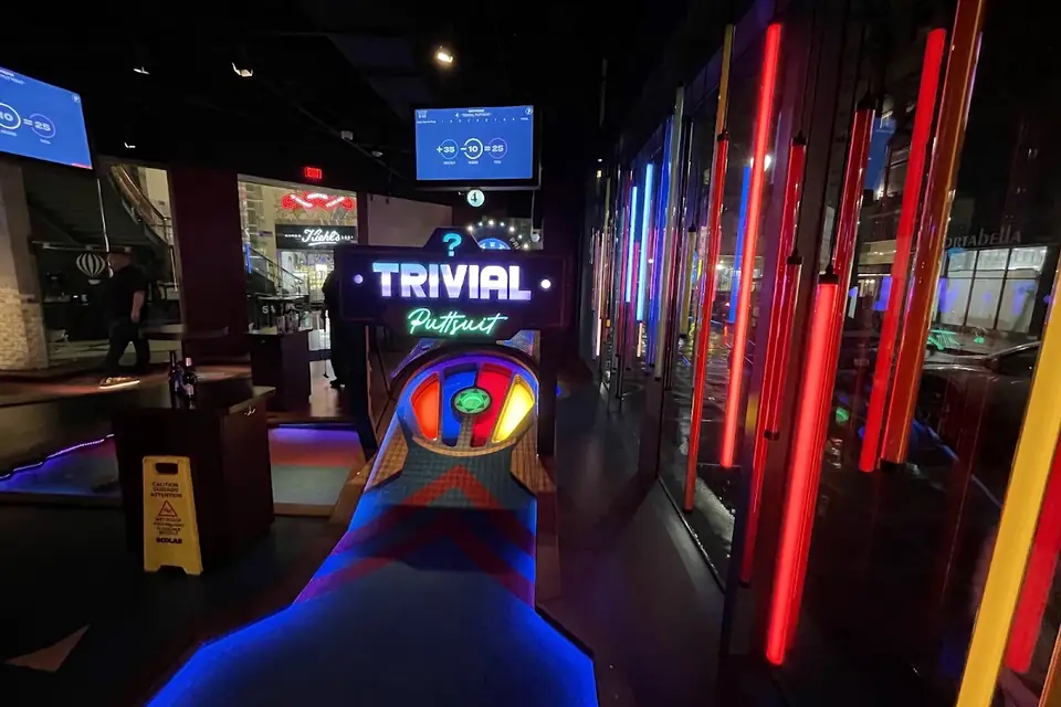 Puttshack - Philadelphia